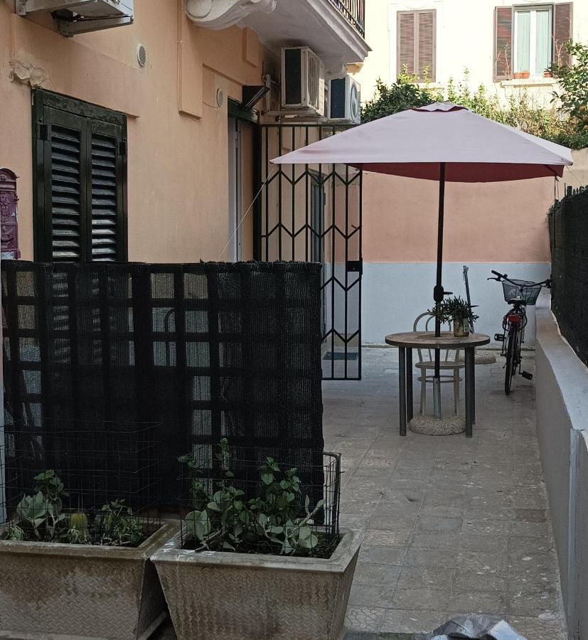 Dimoramadonnella Apartment Bari Exterior foto