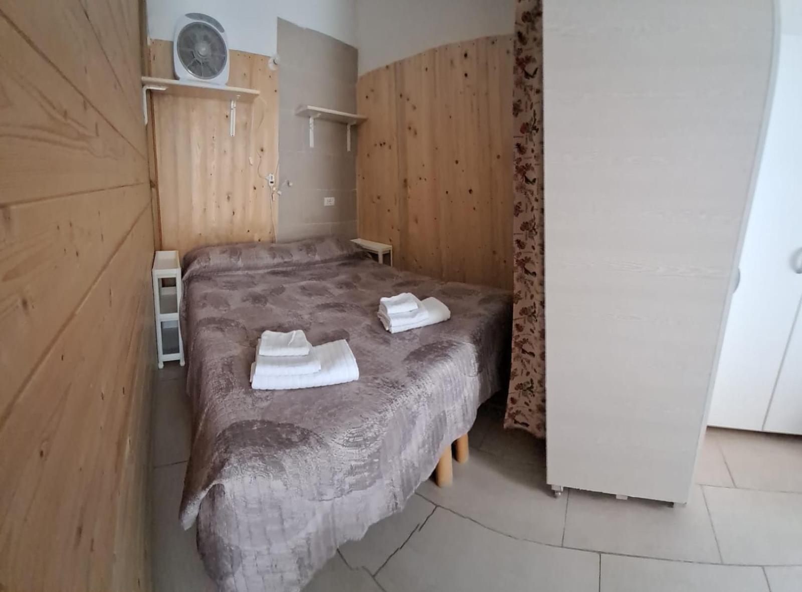 Dimoramadonnella Apartment Bari Exterior foto